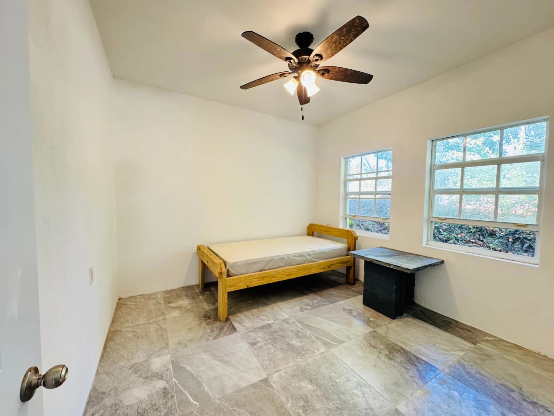 Marshalltown Cottage 2 - photo 15