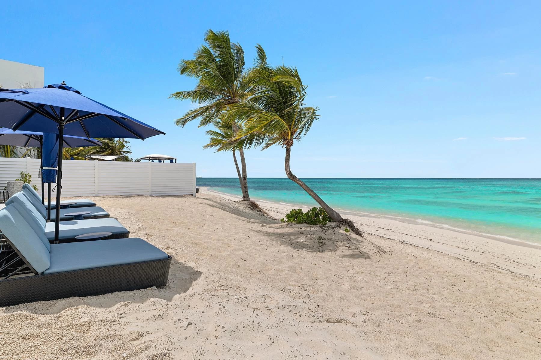 AQUA BLU BEACH VILLAS - photo 15