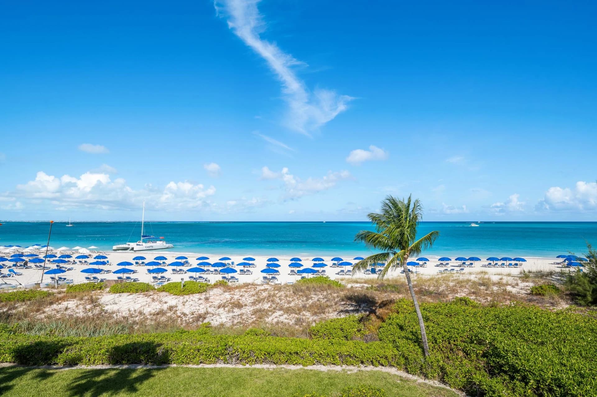 BEACH-LEVEL CORNER SUITE | RWI 115 - photo 16