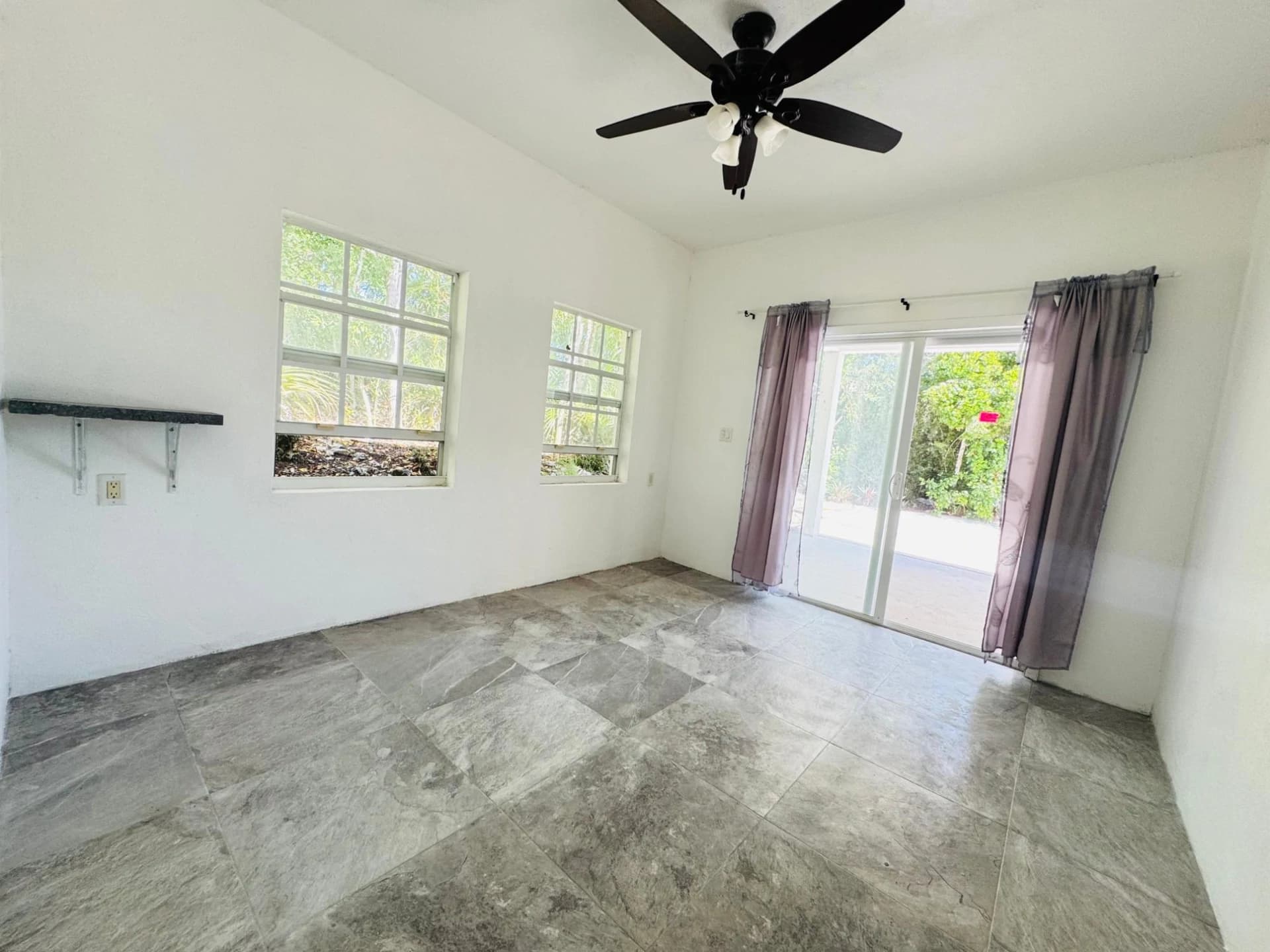Marshalltown Cottage 2 - photo 13