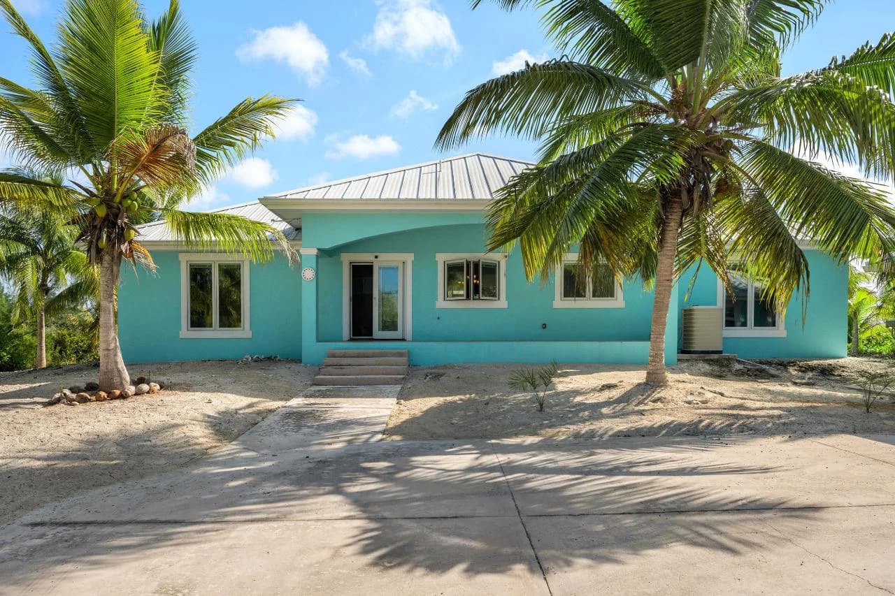 North Caicos Yacht Club Canal House - photo 15