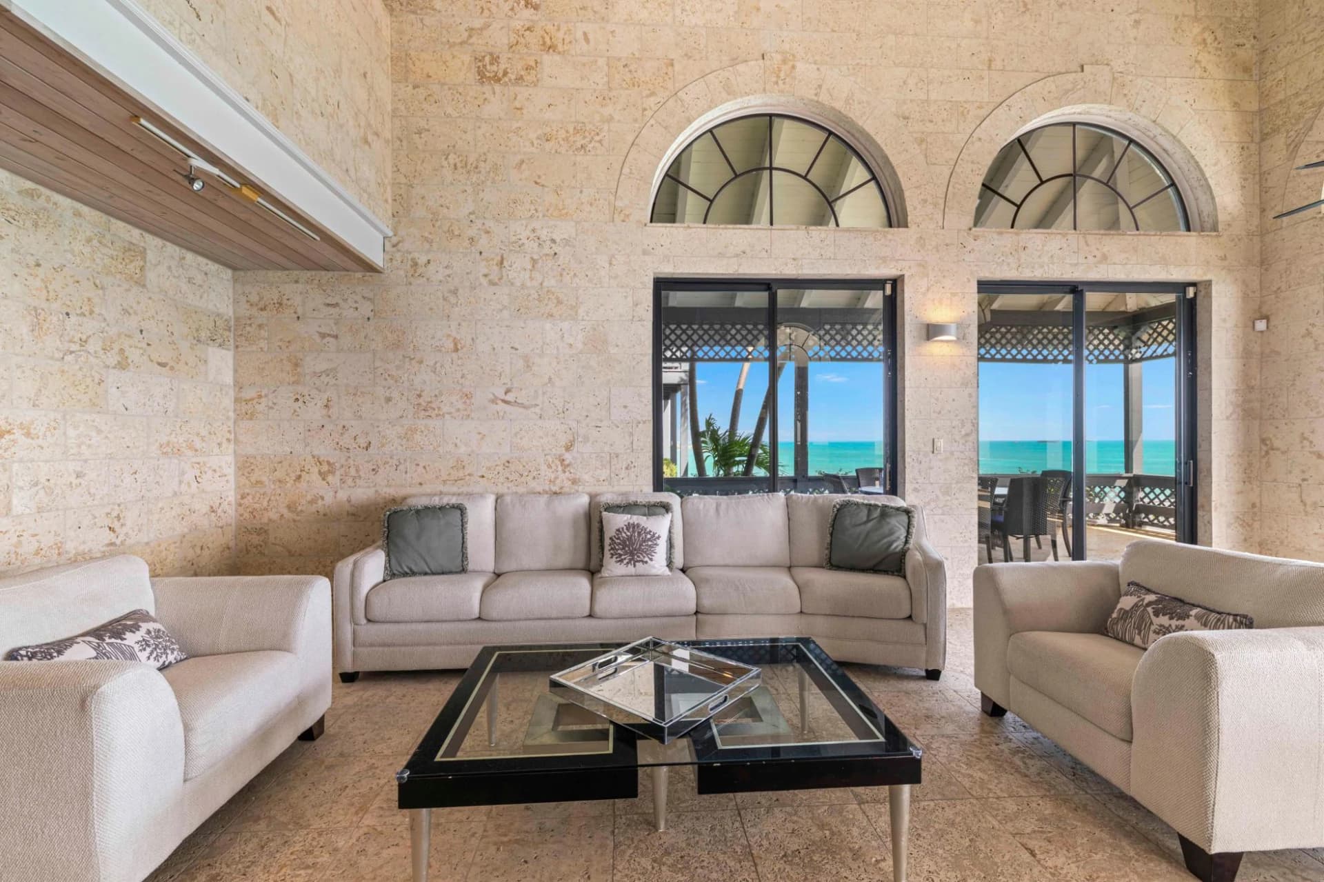 VILLA SEACLIFF: CHALK SOUND - photo 24