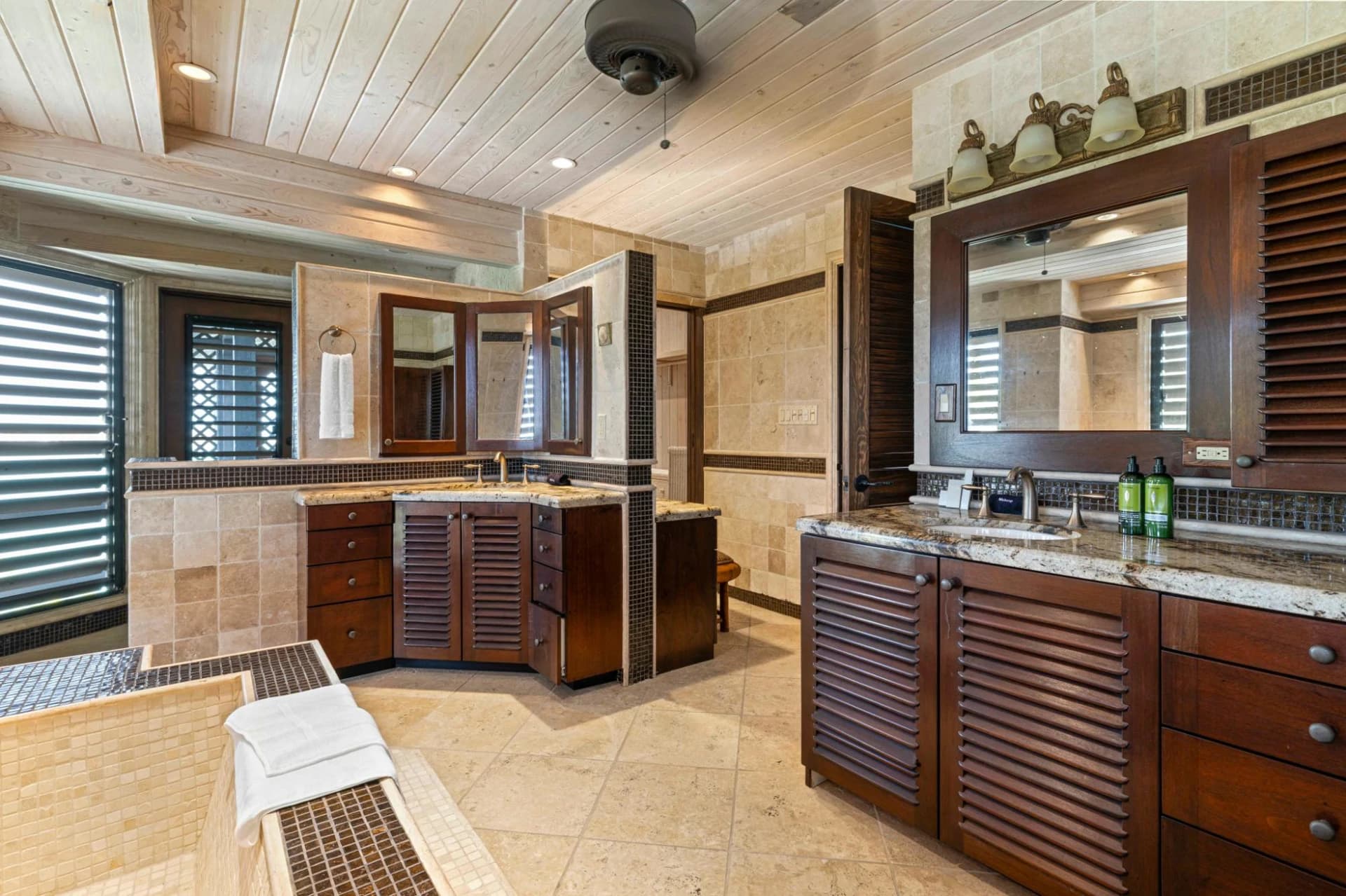 VILLA SEACLIFF: CHALK SOUND - photo 39