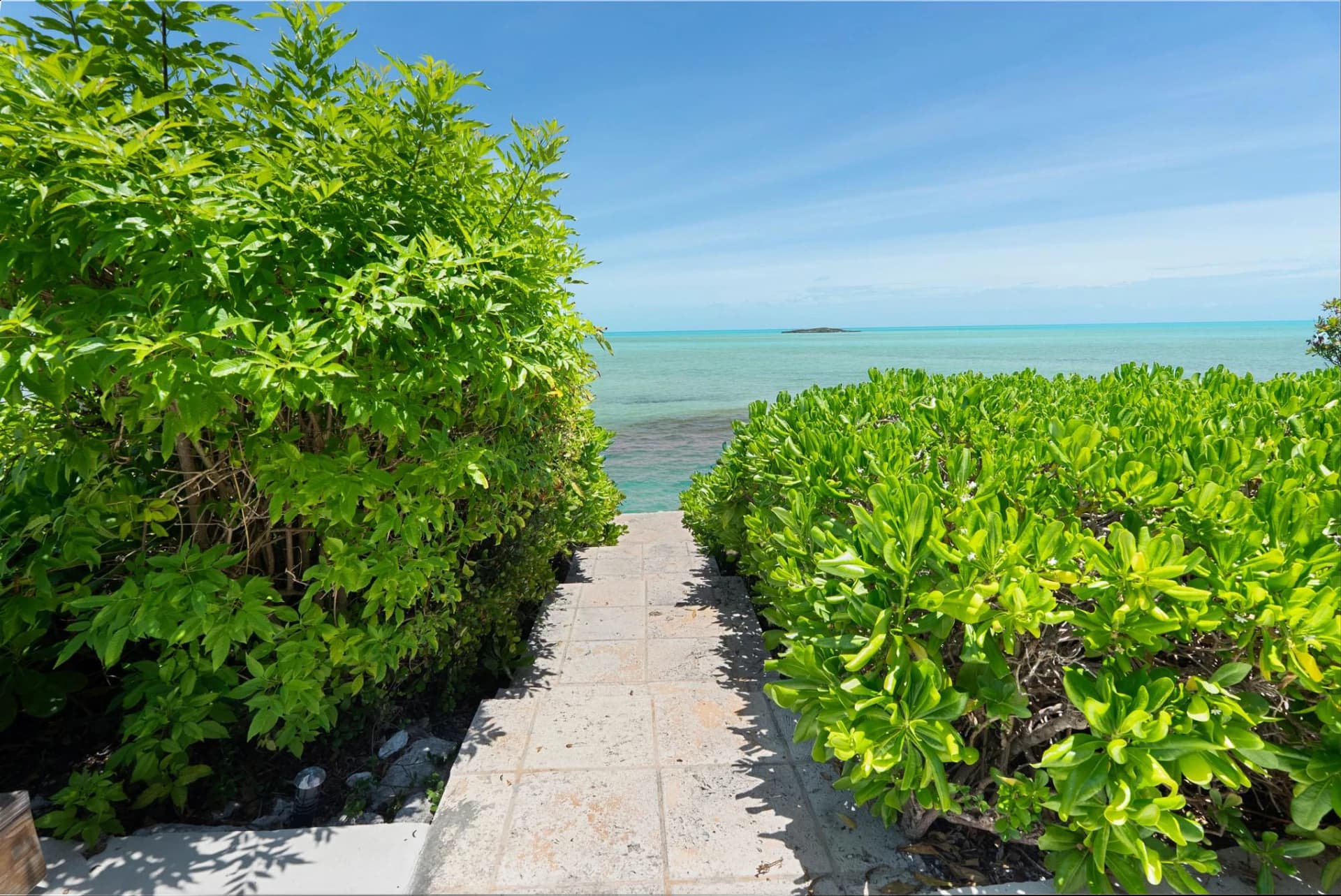 THREE CAYS VILLA - photo 4