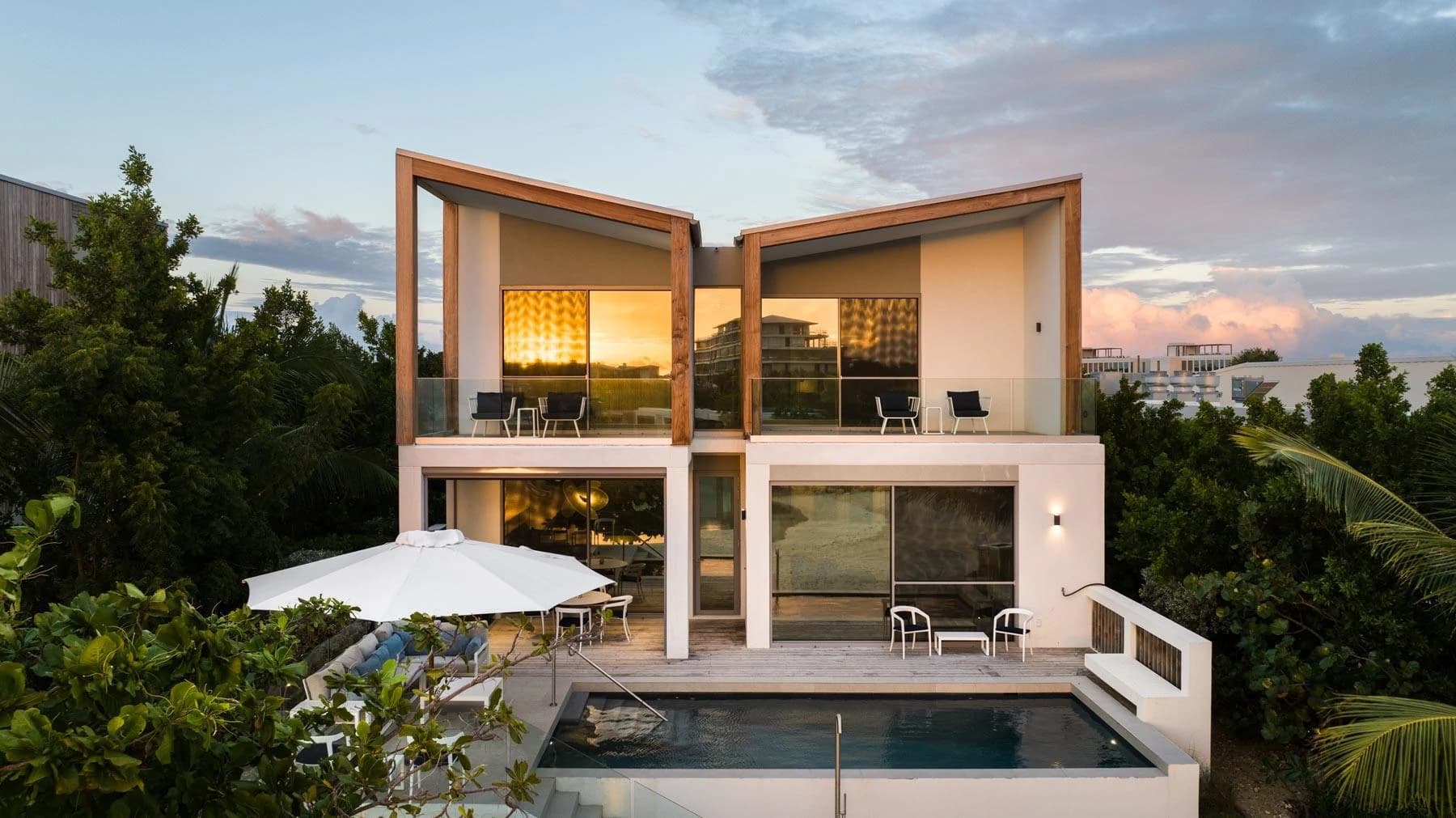 Lagoon Villa 1 South Bank