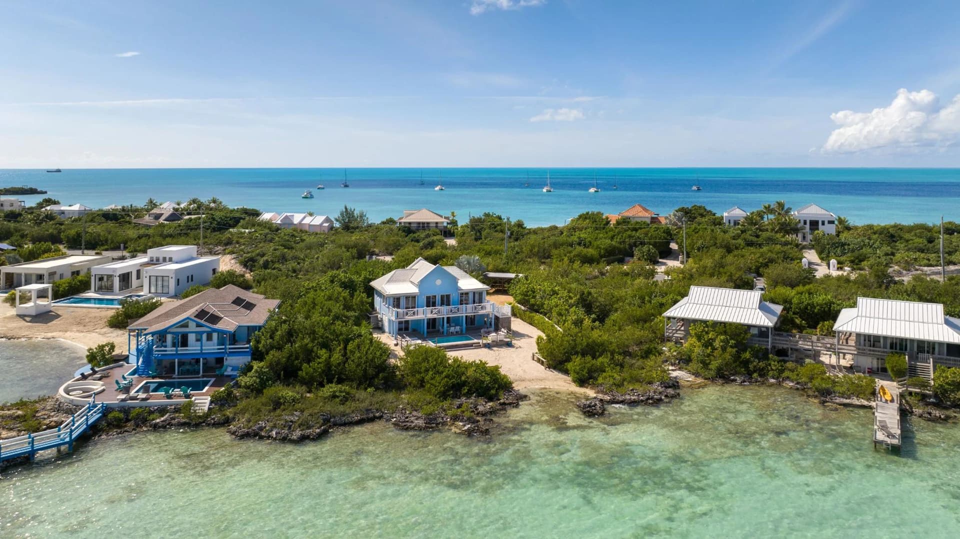 VILLA JUAN DEL MAR: CHALK SOUND - photo 2