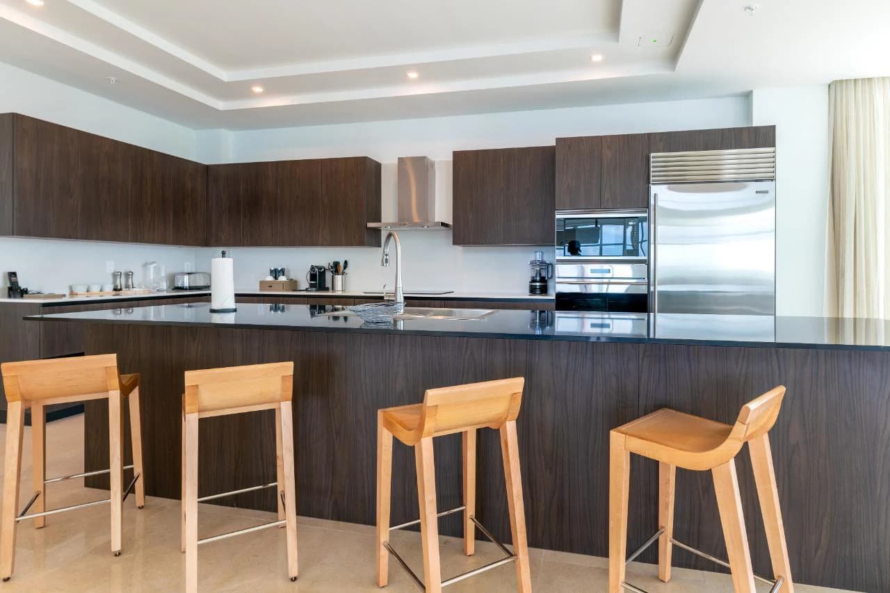 Penthouse 3001 - Ritz Carlton Residences - photo 10