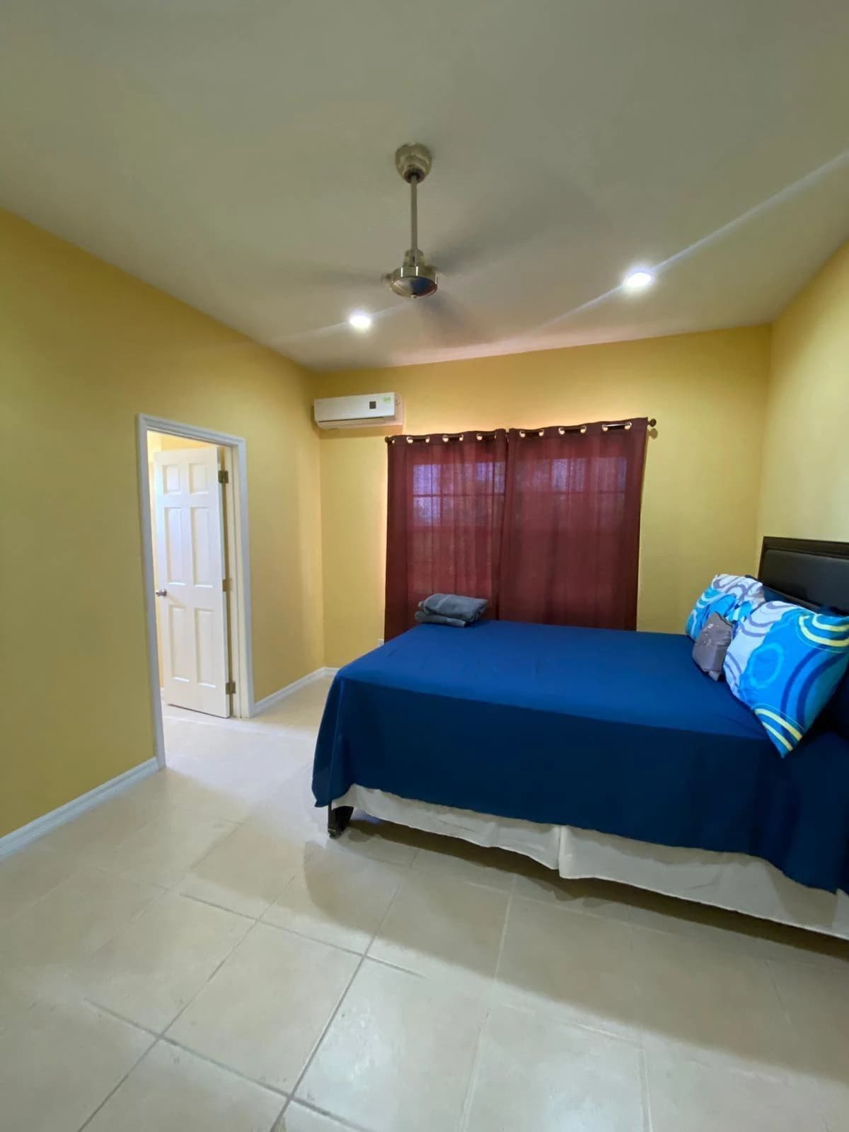 0.99-Acre Oceanview Estate on Chalk Sound Drive - photo 10