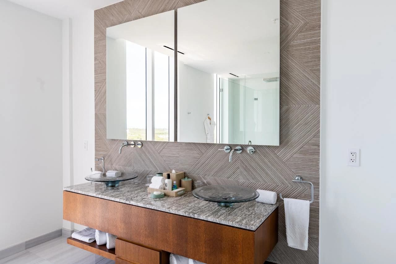 Penthouse 3001 - Ritz Carlton Residences - photo 23
