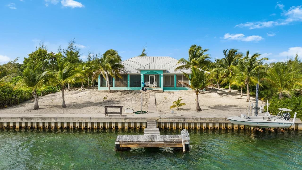 North Caicos Yacht Club Canal House - photo 23