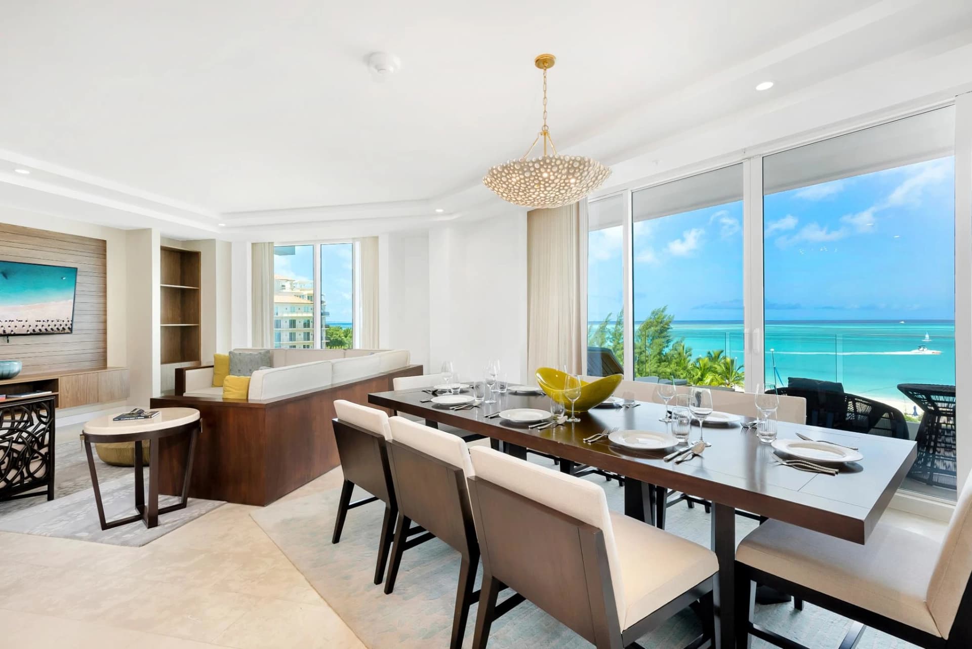 UNIT 1040 (4A) RITZ CARLTON 3BR/4BA/DEN/LAUNDRY