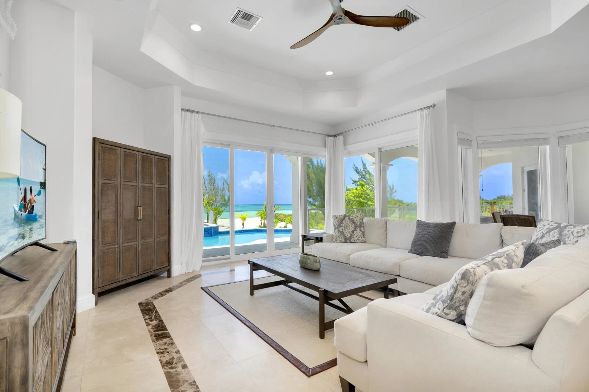 Villa Cecilia Beachfront Pumpkin Bluff - photo 7