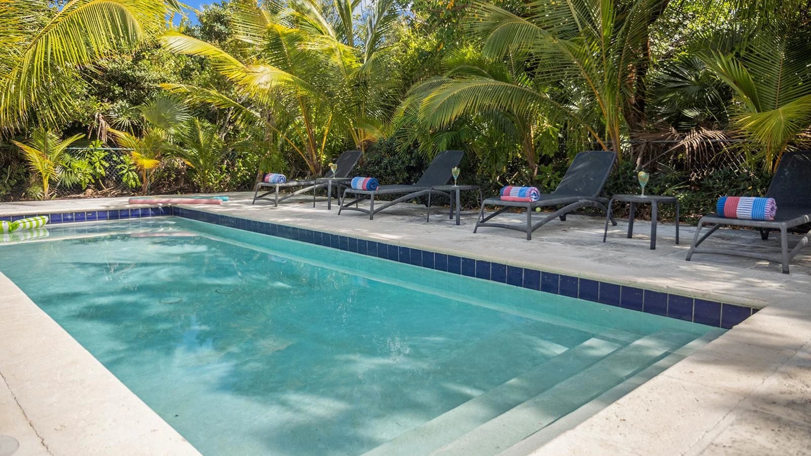 Perfect Leeward Turnkey Property - photo 32