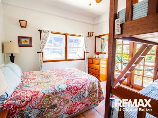 Ground Floor Waterfront Condo, Sunset Point, Placencia - photo 17