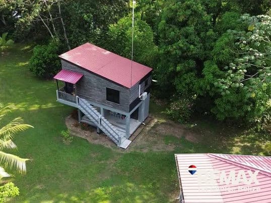 Riverfront Residence in Sittee River - photo 3
