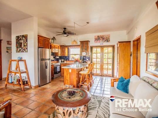 Ground Floor Waterfront Condo, Sunset Point, Placencia - photo 6