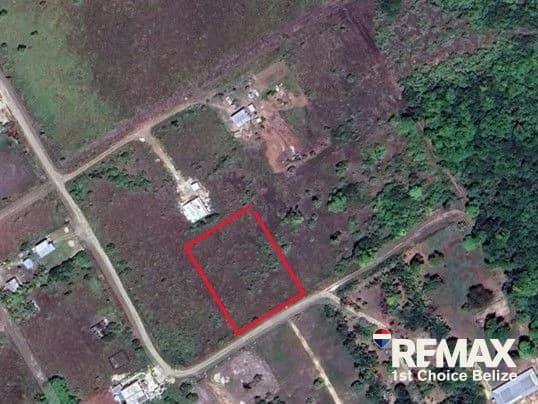 Almost 1 Acre, Ready to Build, Southern Belize - photo 1