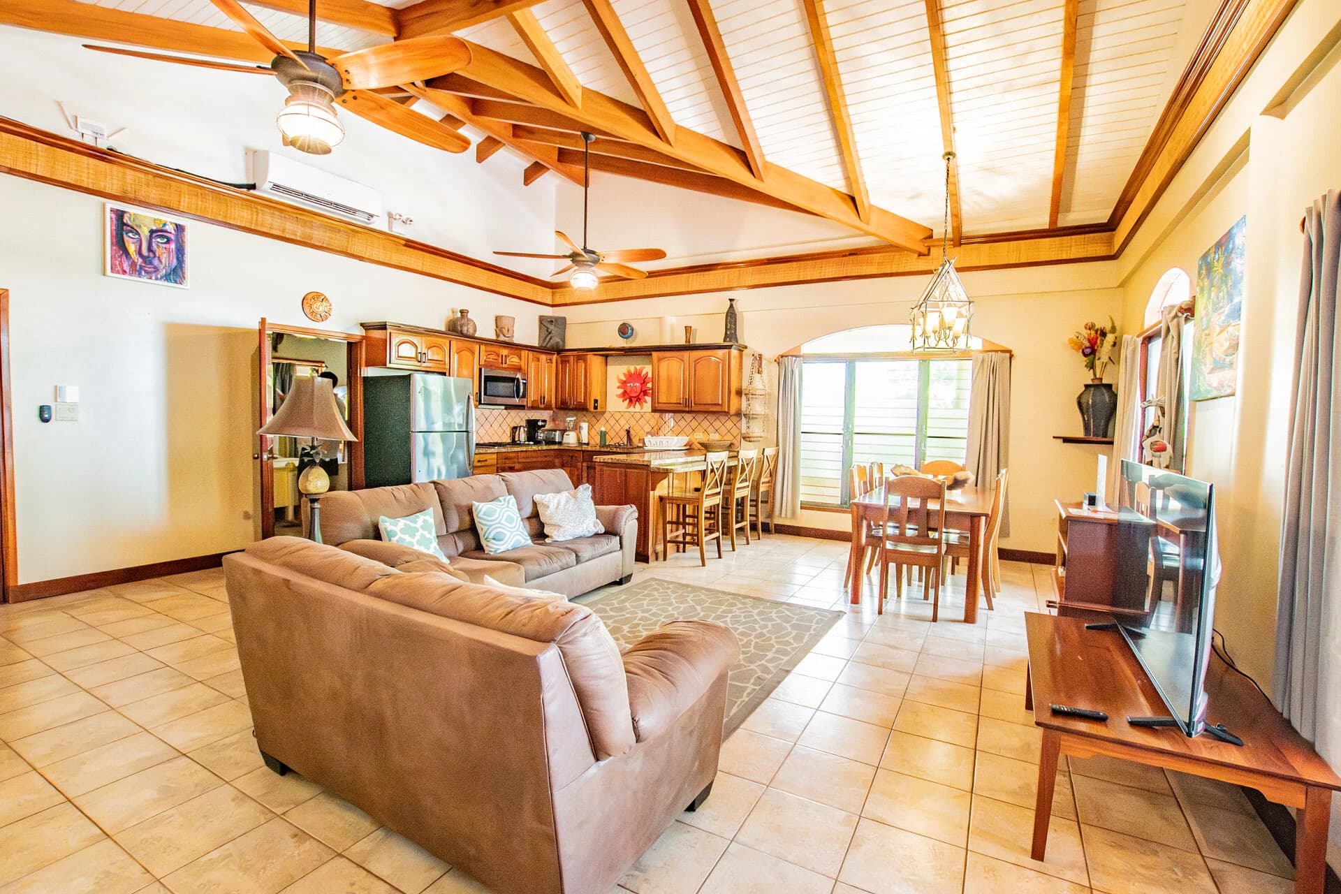Casa Del Sol, Beachfront Villa with Infinity Pool in Placencia Village - photo 4