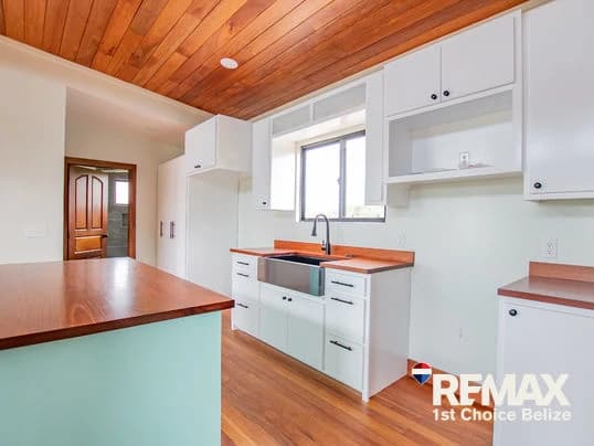 Freshly Crafted Gem in Hopkins - photo 2