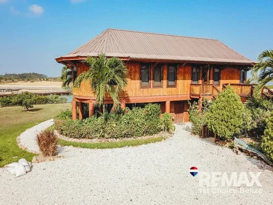 Bamboo Dream Home, Red Rock - photo 4