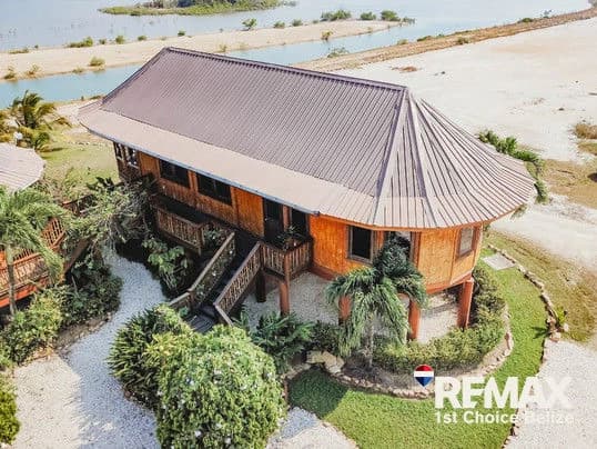 Bamboo Dream Home, Red Rock - photo 2