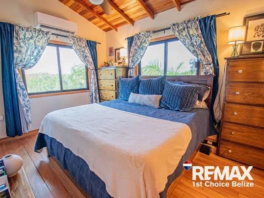 Turnkey Tropical Retreat, Caribbean Way - photo 11