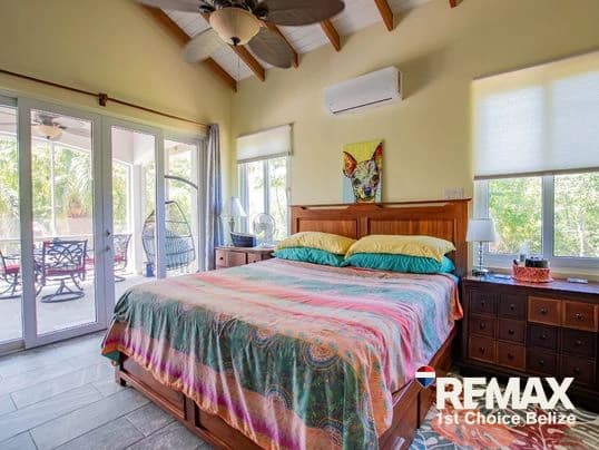 Luxurious 2-Bedroom Home in a Private Gated Community, Red Rock - photo 5