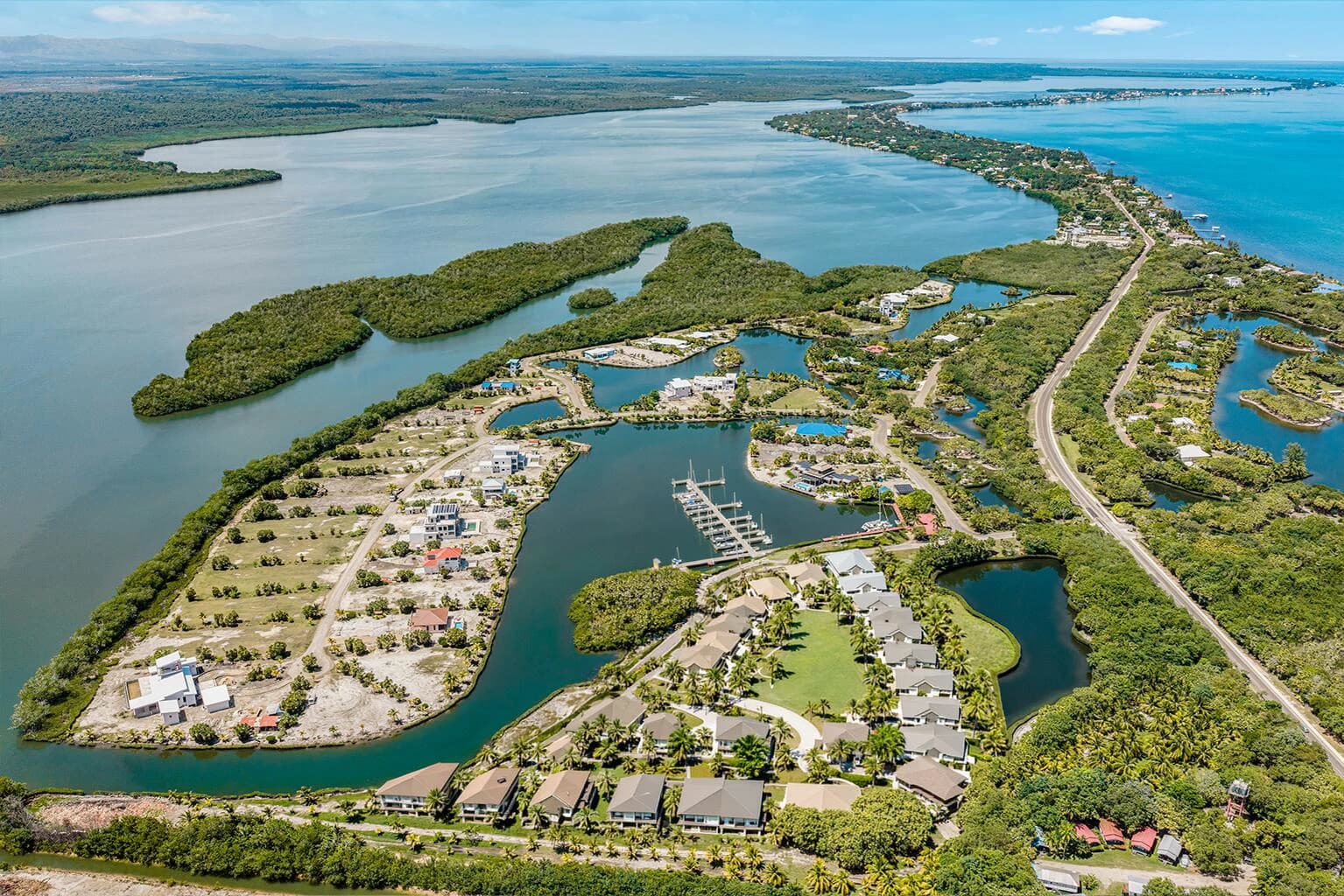 224-Acre Beachfront Resort & Spa with Branded Residences, Placencia - photo 5