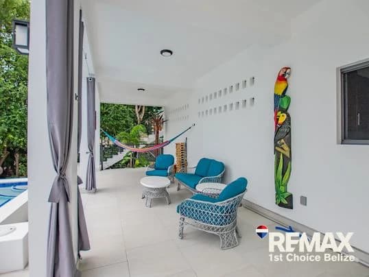 New Beach Front Home, Ready for Rental - photo 6