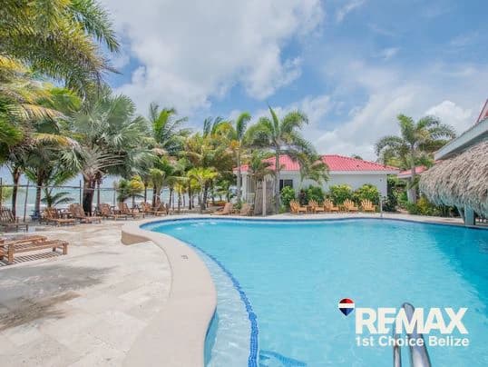 Ceiba Beachfront Resort Condo - photo 1