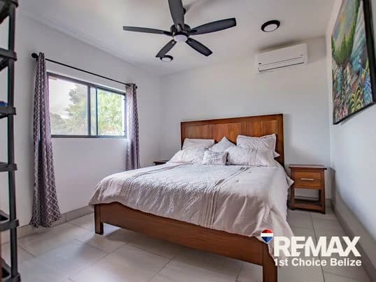 New Beach Front Home, Ready for Rental - photo 23