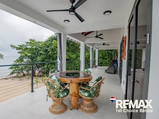 New Beach Front Home, Ready for Rental - photo 10