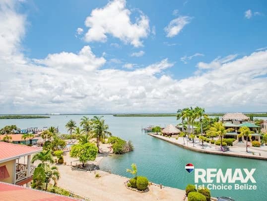 Ground Floor Waterfront Condo, Sunset Point, Placencia - photo 2