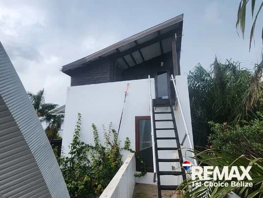 Beachfront Home in Plantation, Placencia - photo 23