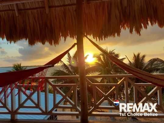 Beachfront Boutique Resort and Restaurant - photo 3