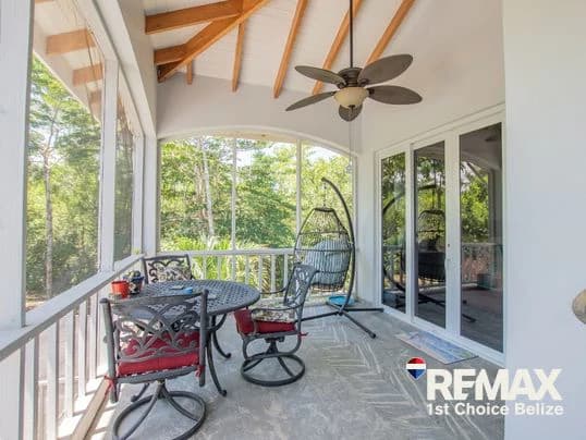 Luxurious 2-Bedroom Home in a Private Gated Community, Red Rock - photo 13