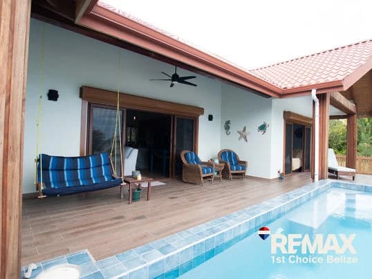 Modern Beachfront Home in Maya Beach - photo 13