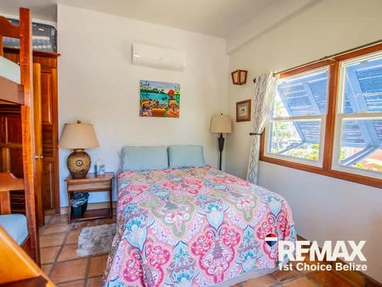 Ground Floor Waterfront Condo, Sunset Point, Placencia - photo 15