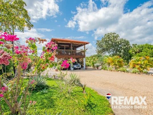Turnkey Tropical Retreat, Caribbean Way - photo 2